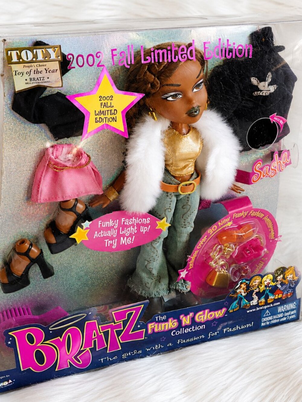 Bratz The Funks N Glow Collection 2002 Fall Limited Ed. Sasha Doll